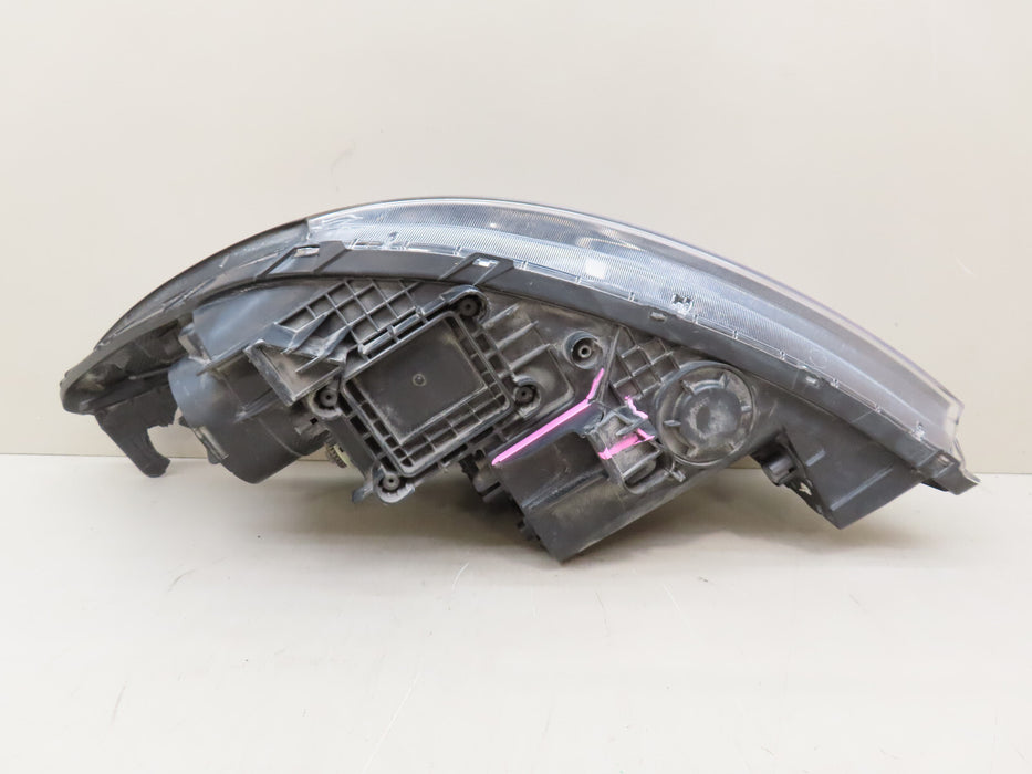 2015-2018 KIA SEDONA FRONT RIGHT PASSENGER SIDE HEADLIGHT OEM 92102-A9