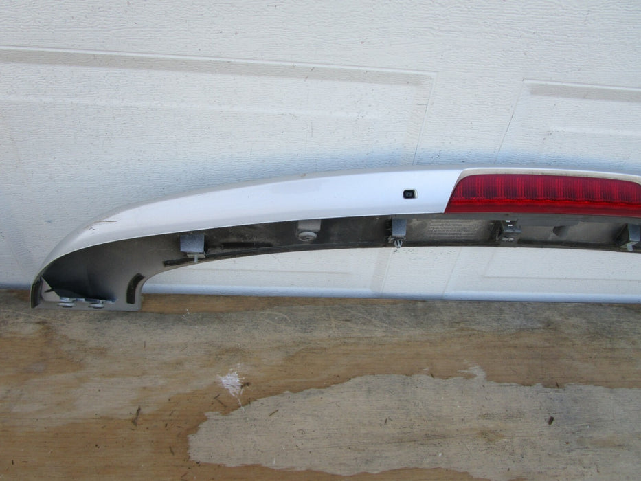 10 11 12 13 14 15 16 17 CHEVROLET EQUINOX REAR SPOILER WING W/BRAKE LAMP OEM