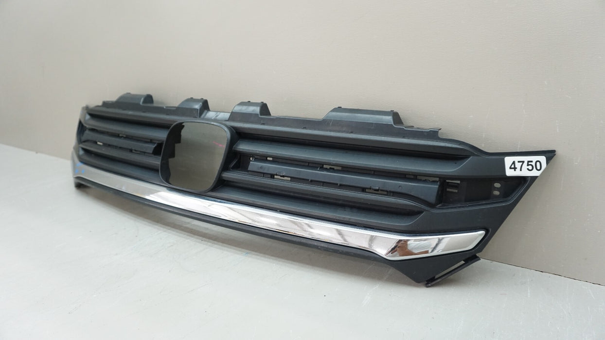2016-2018 HONDA PILOT FRONT UPPER RADIATOR GRILLE 71121-TG7-A0 OEM 16 17 18