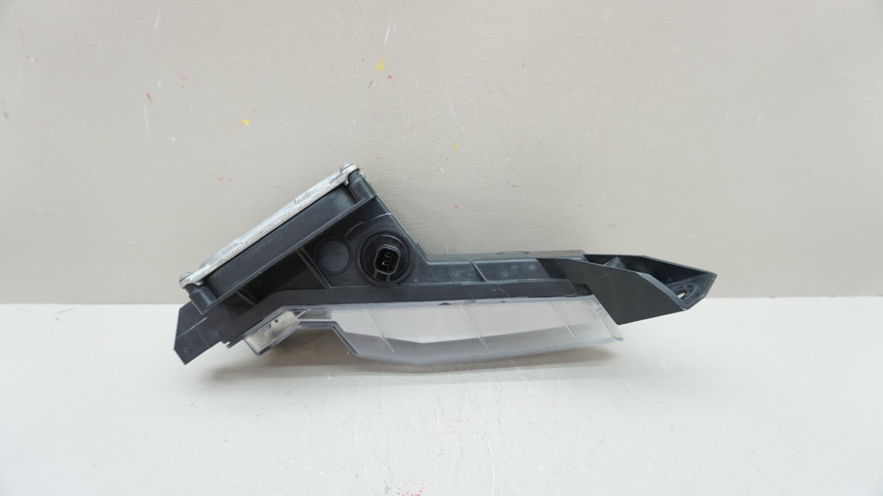 2016-2018 CHEVROLET CAMARO LEFT SIDE DAYTIME RUNNING LIGHT DRL FOG LIGHT OEM