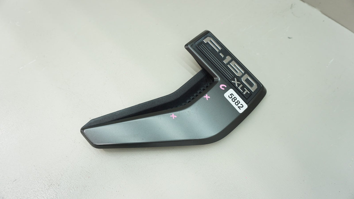 2021-2023 FORD F-150 F150 XLT FRONT LEFT DRIVER SIDE FENDER EMBLEM TRIM OEM