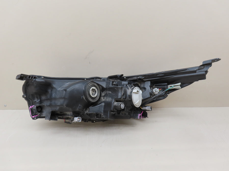 2017 2018 2019 TOYOTA HIGHLANDER FRONT RIGHT PASSENGER HEADLIGHT HALOGEN OEM