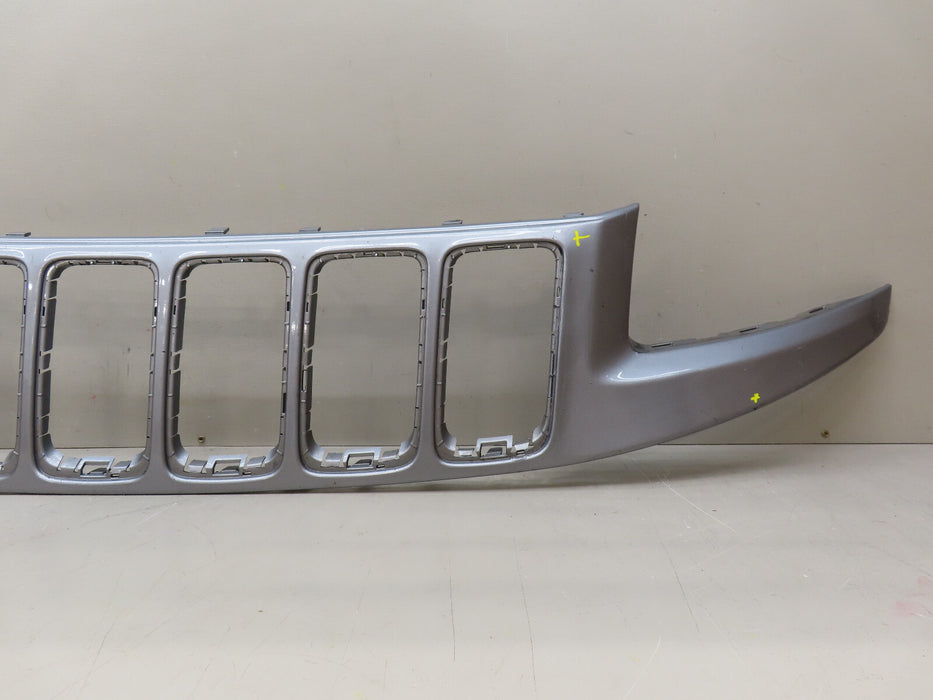 2014-2017 JEEP CHEROKEE FRONT RADIATOR GRILLE GRILL OEM 1WL32TRM