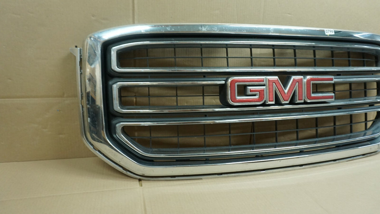 2015-2018 GMC YUKON FRONT RADIATOR MAIN GRILL GRILLE CHROME PLASTIC TRIM OEM