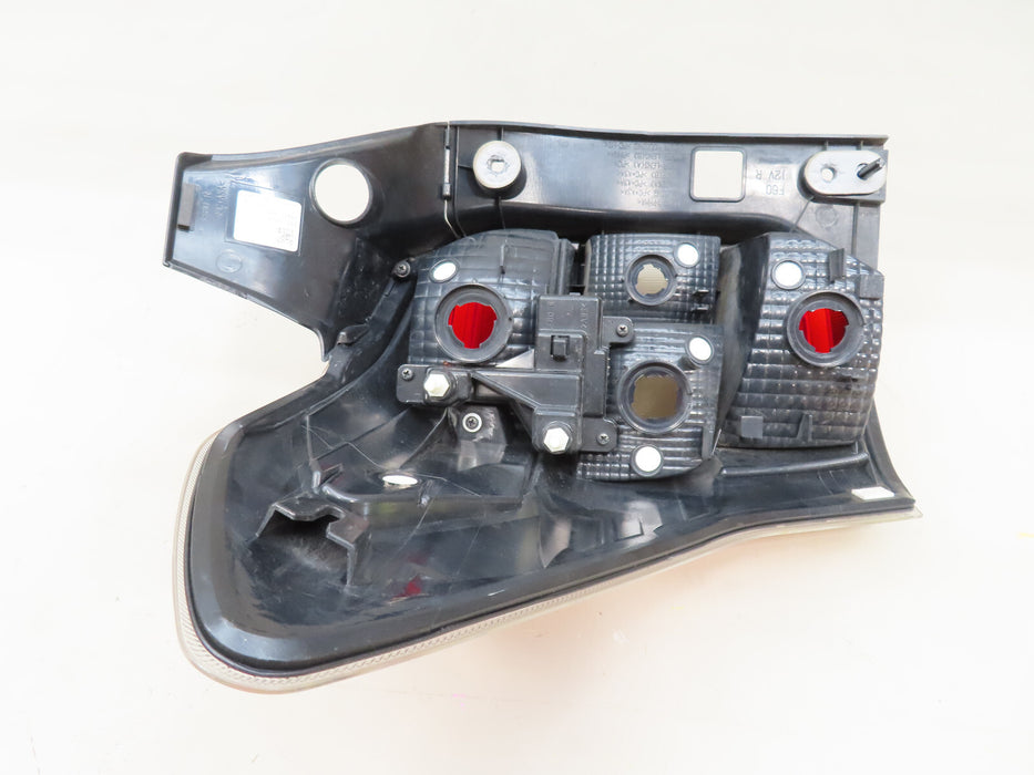 2014-2016 SUBARU FORESTER REAR RIGHT PASSENGER TAIL LIGHT HALOGEN OEM 84201SG041