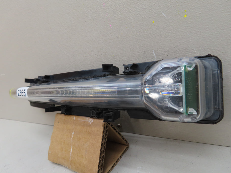2010-2019 FORD TAURUS FRONT LEFT DRIVER SIDE TURN SIGNAL OEM AG13-13B221-AB