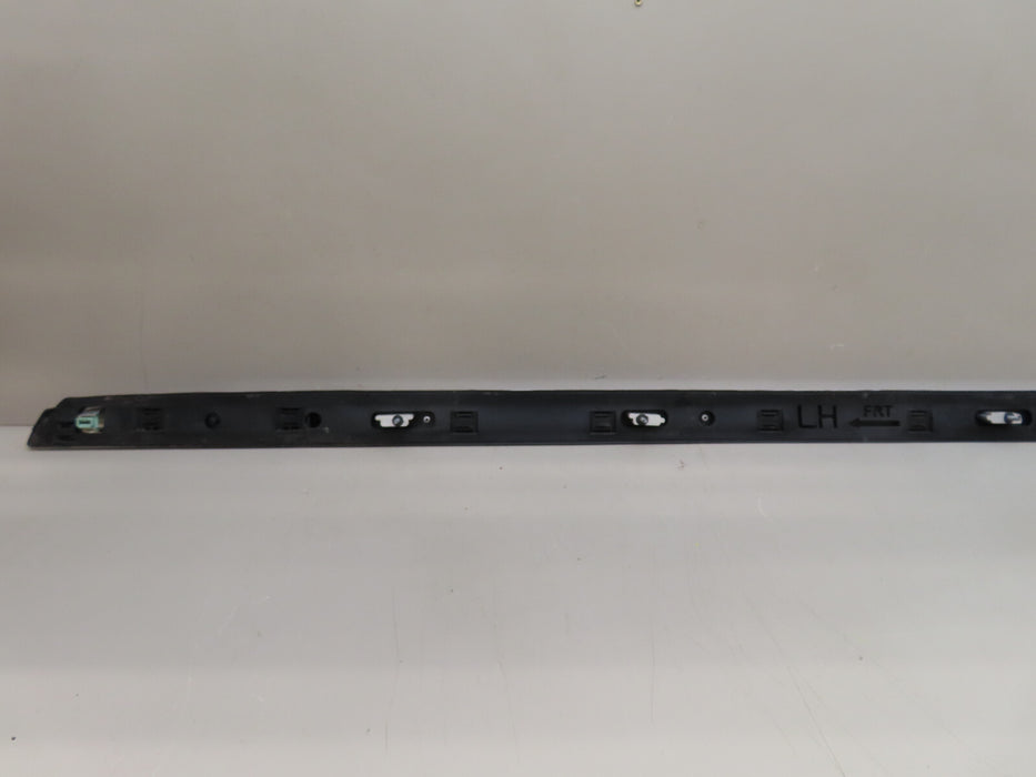2016-2020 CADILLAC ESCALADE ESV LEFT DRIVER ROOF SIDE RAIL OEM 84393980