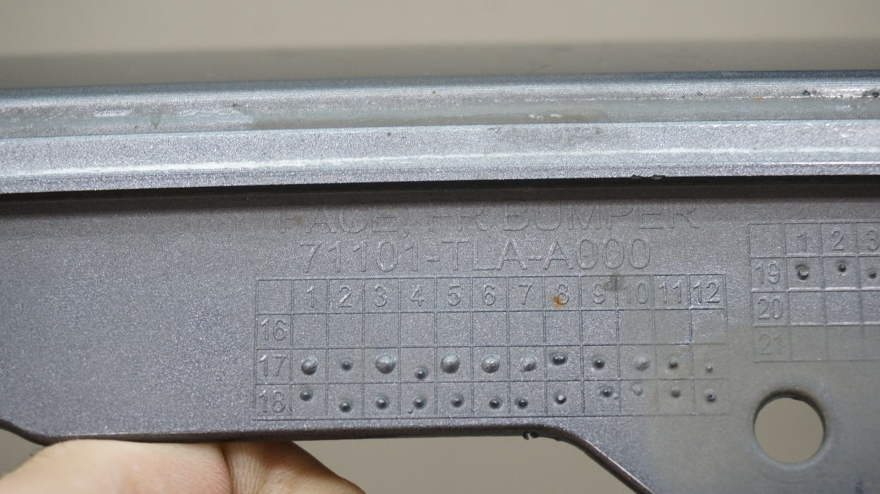 2017-2019 HONDA CR-V CRV FRONT UPPER BUMPER COVER 71101-TLA-A000 OEM