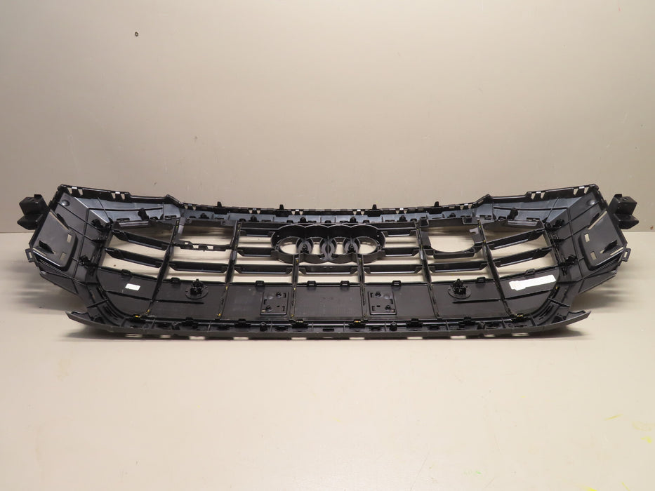 2019 2020 2021 Audi Q8 4M8 Front Bumper Grille Grill OEM 4M8853651