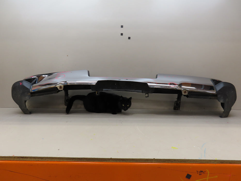 2015-2019 CHEVROLET SILVERADO GMC SIERRA 2500 3500 REAR BUMPER METAL OEM