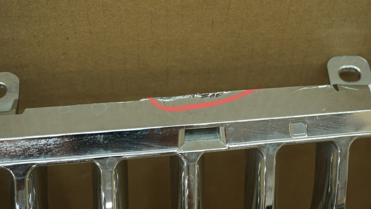 2008-2009 BUICK ALLURE FRONT BUMPER CENTER GRILL GRILLE OEM 15889923 08 09