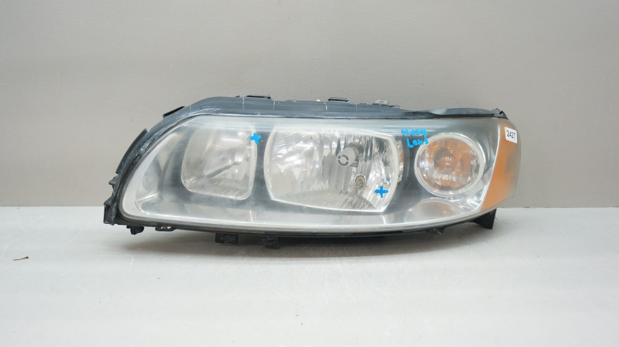 2005-2009 VOLVO S60 FRONT LEFT SIDE HALOGEN HEADLIGHT OEM 30648199