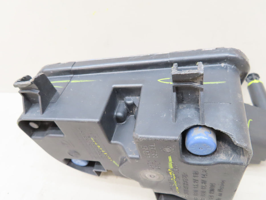 2015-2017 VOLKSWAGEN GTI RIGHT PASSENGER LED FOG LIGHT OEM 5GM.941.700