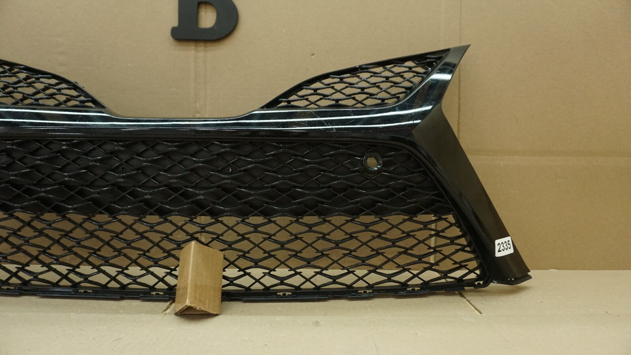 2018-2020 TOYOTA CAMRY SE XSE FRONT LOWER BUMPER GRILLE GRILL OEM 53113-06130/40