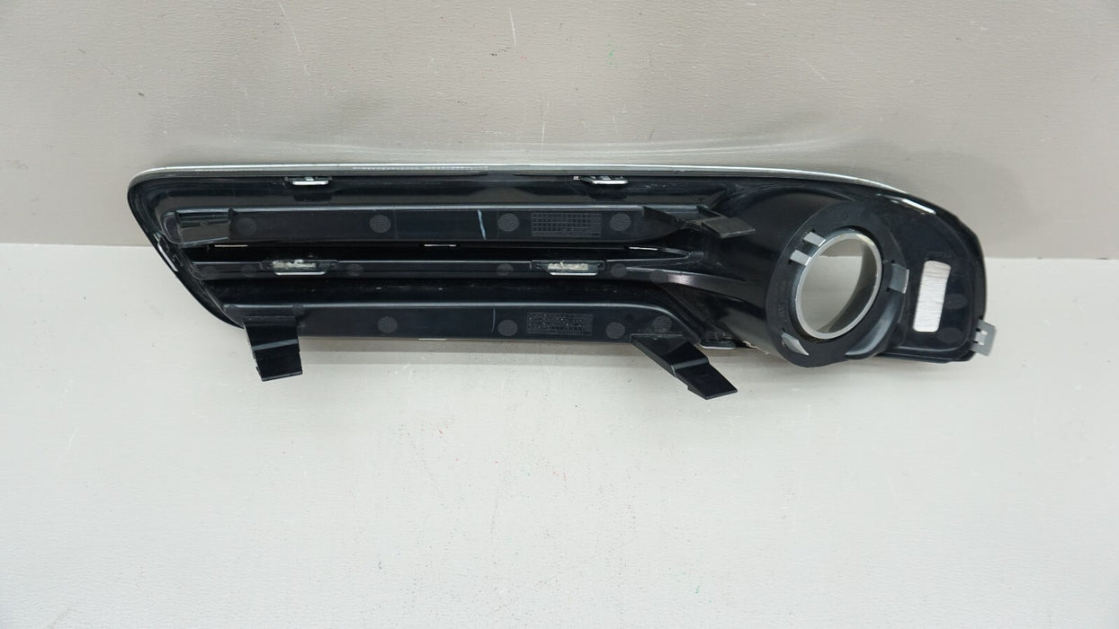 2011-2016 CHRYSLER 300 LEFT LOWER GRILLE FOG LIGHT BEZEL TRIM OEM 11LX-197AB