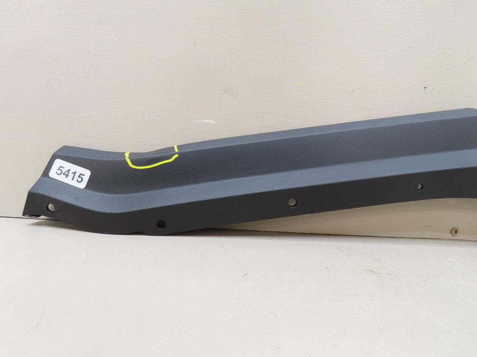 2020 2021 CHEVROLET CORVETTE FRONT CENTER LOWER BUMPER SPOILER MOLDING OEM
