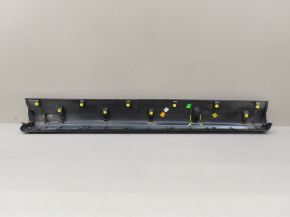 2014-2019 TOYOTA HIGHLANDER FRONT RIGHT LOWER DOOR MOLDING OEM 75071-0E081