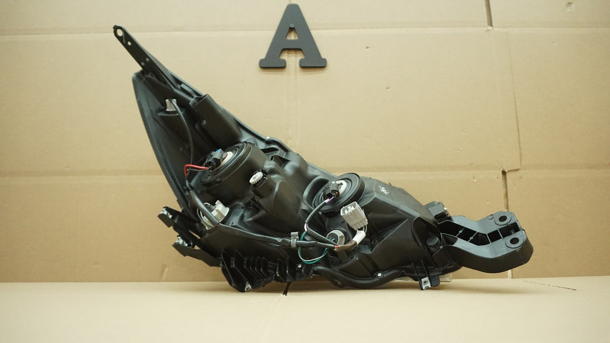 2015-2017 SUBARU LEGACY FRONT LEFT DRIVER SIDE HEADLIGHT HALOGEN OEM 15 16 17
