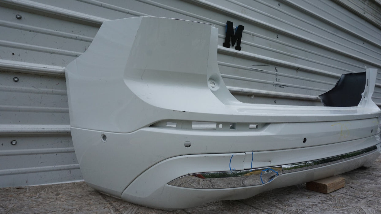 2018-2020 VOLVO XC60 T6 REAR BUMPER COVER OEM 18 19 20