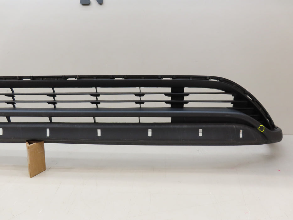 2020 2021 TOYOTA HIGHLANDER FRONT LOWER BUMPER COVER VALANCE OEM 52129-0E070