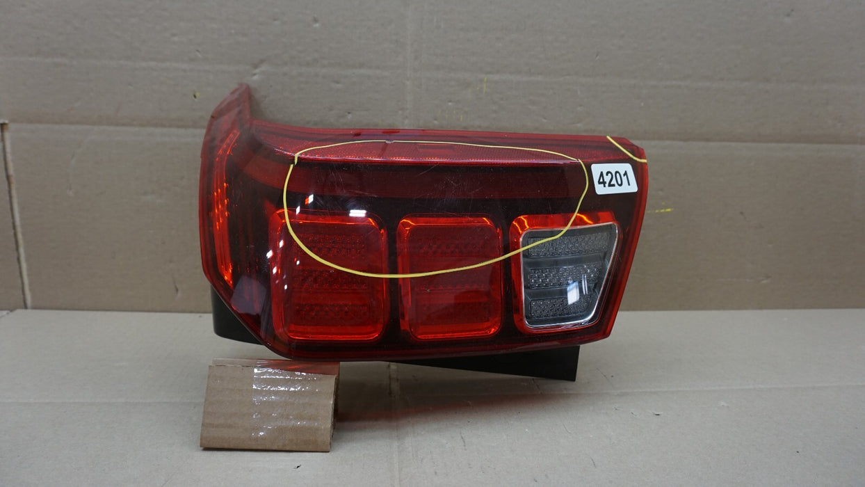 2018-2021 HYUNDAI PALISADE REAR RIGHT PASSENGERS SIDE LED TAIL LIGHT OEM