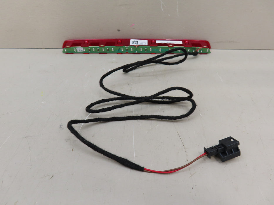 2006-2011 MERCEDES-BENZ CLS REAR CENTER 3RD BRAKE LIGHT OEM A2198200156