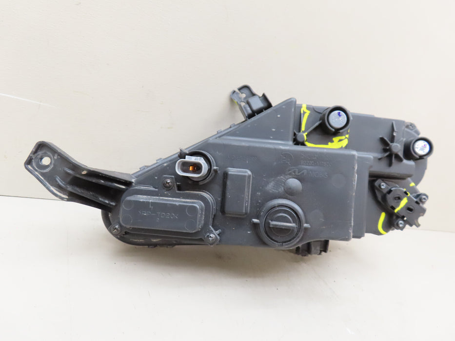 2022-2024 KIA FORTE FRONT LEFT DRIVER SIDE FOG LIGHT LED OEM 92201-M7500