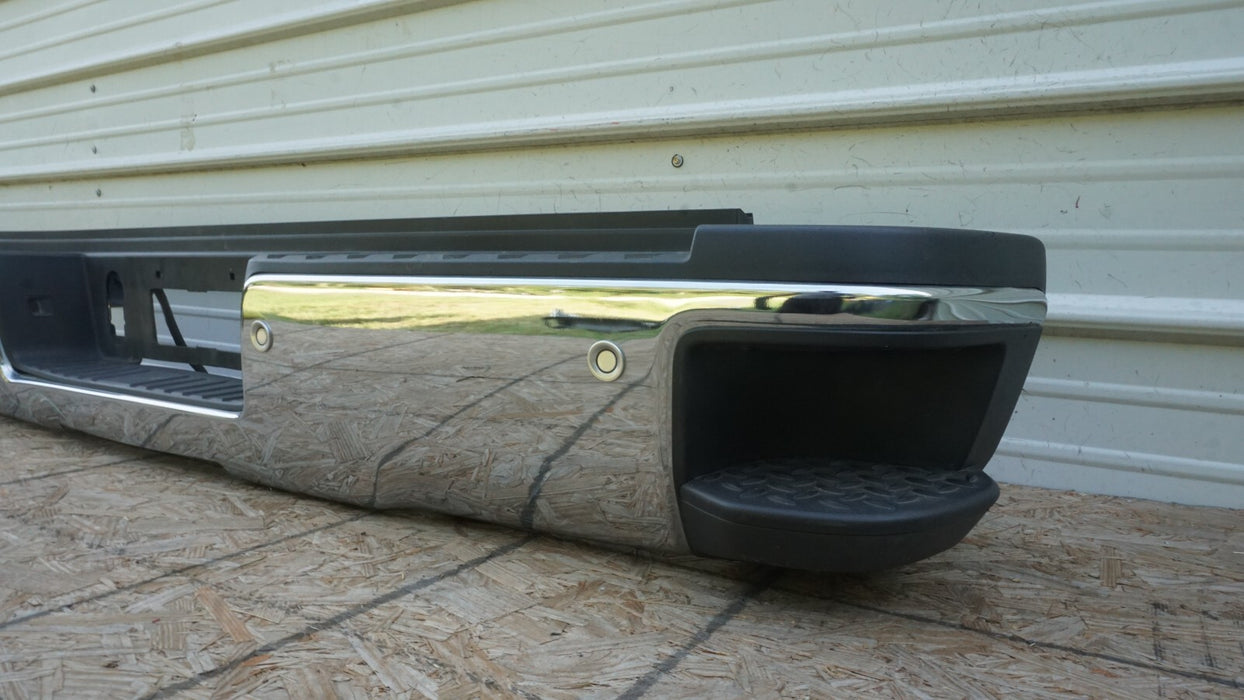 2014-2018 CHEVROLET SILVERADO REAR BUMPER PLASTIC COVER SHELL PANEL FACTORY OEM