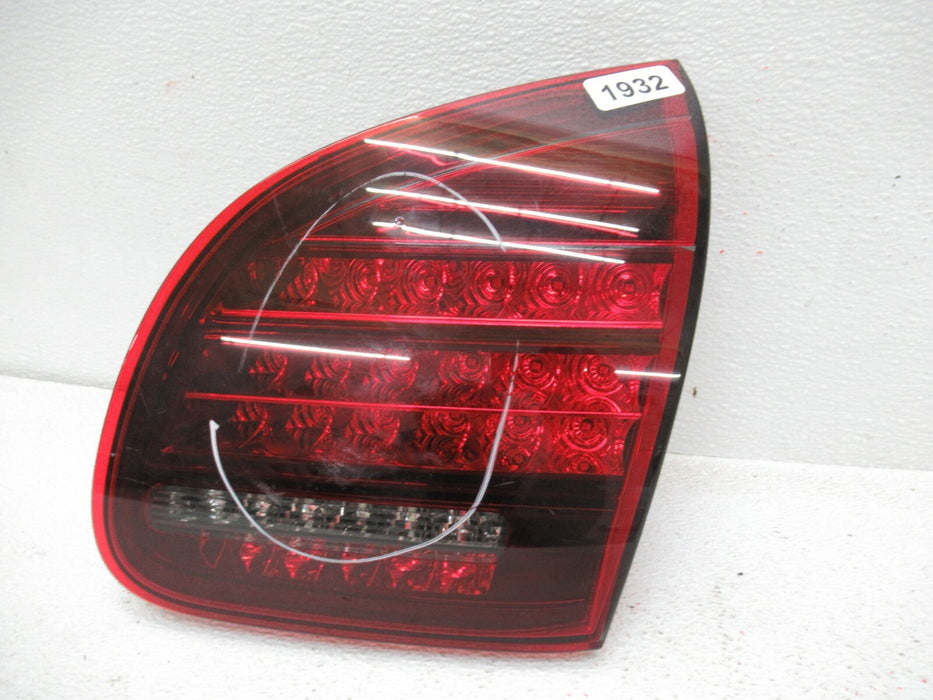 2011 - 2014 PORSCHE CAYENNE RIGHT PASSENGER SIDE TAIL LIGHT BRAKE STOP LAMP OEM