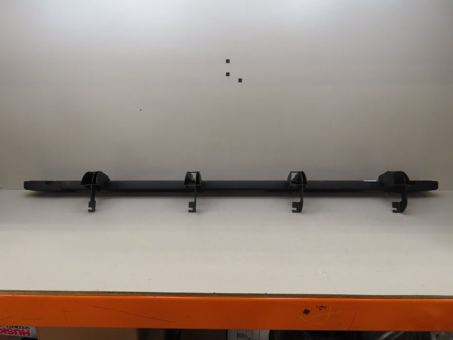 2019-2024 CHEVROLET/GMC SILVERADO SIERRA 1500 RIGHT PASSENGER RUNNING BOARD OEM