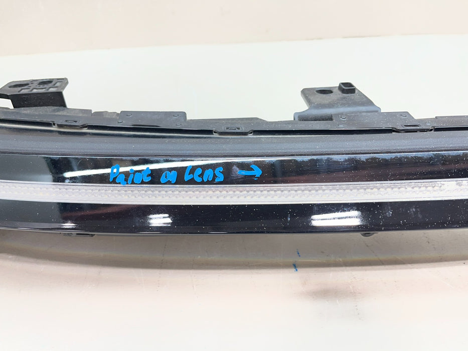 2023-2026 HYUNDAI SONATA CENTER LED DAYTIME RUNNING LIGHT DRL 92209-L4600 OEM
