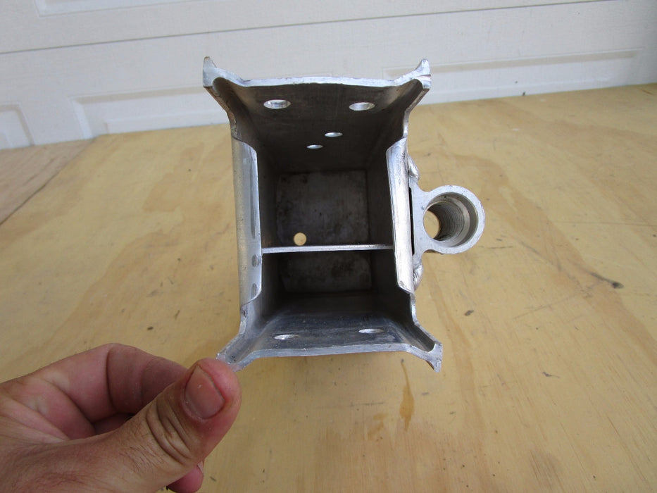 2009 AUDI A4 A5 S5 PASSENGER SIDE BUMPER BRACKET OEM 8KO-807-134C