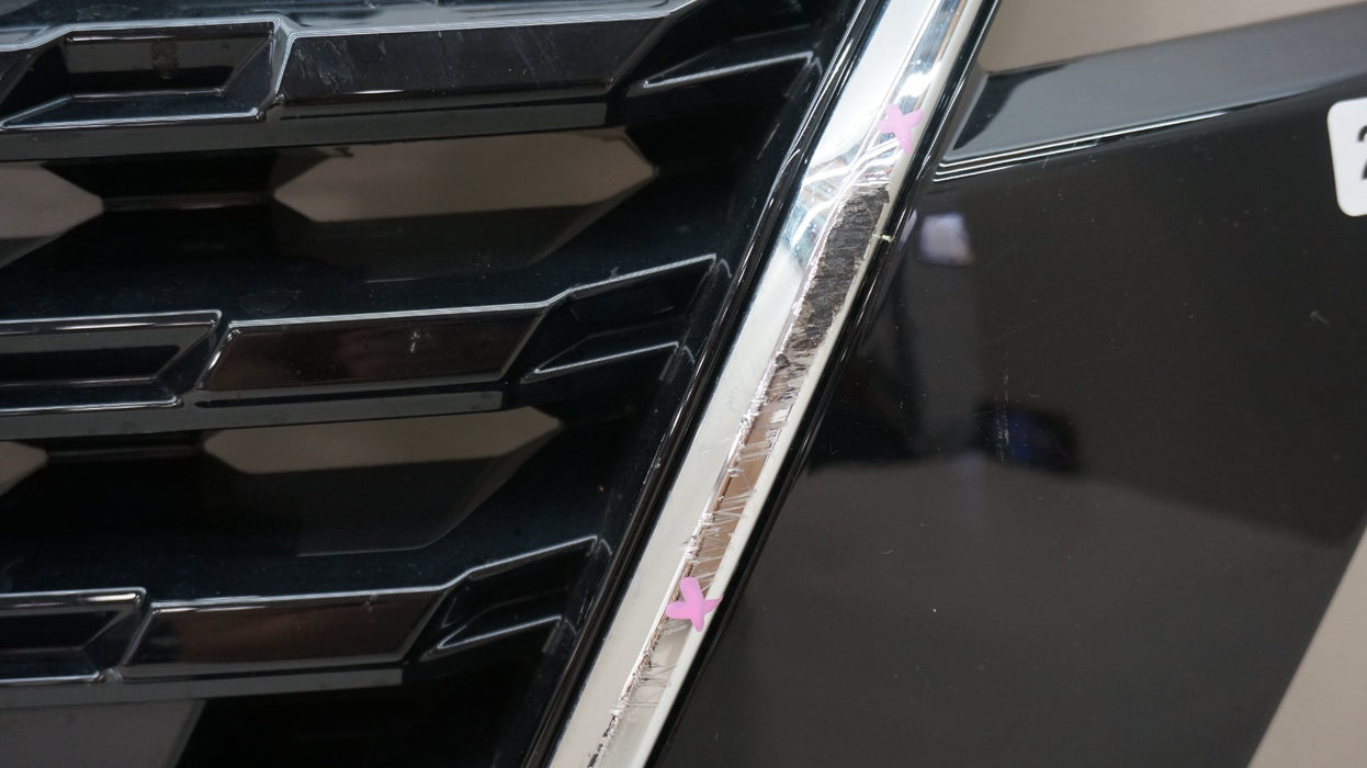 2020-2023 NISSAN KICKS FRONT BUMPER RADIATOR GRILLE OEM 623105R00A