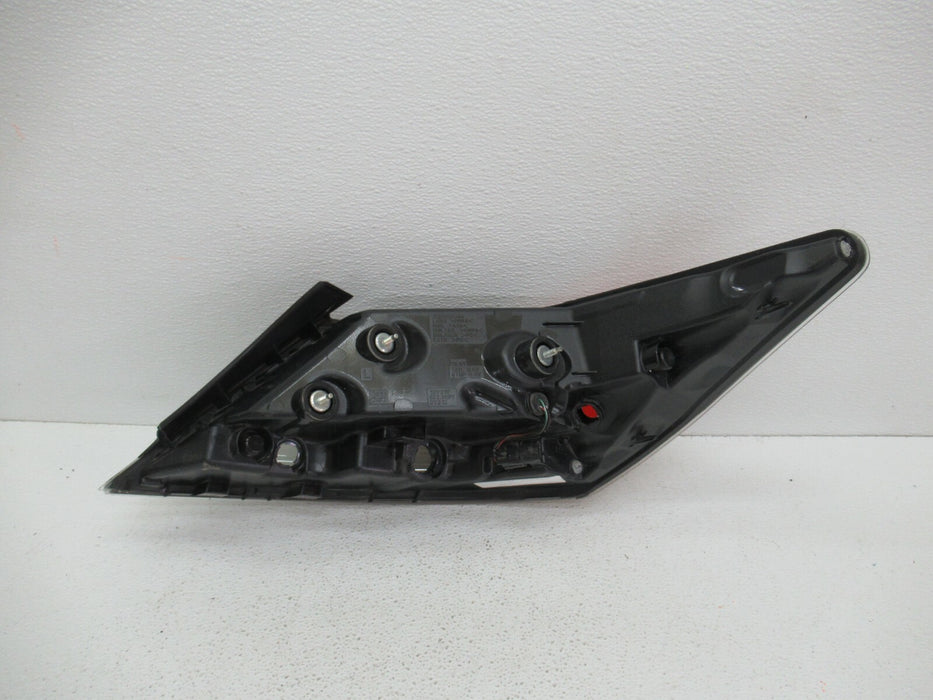 2009 2010 2011 ACURA TL REAR LEFT DRIVER SIDE BRAKE STOP TAIL LAMP TAILLIGHT OEM