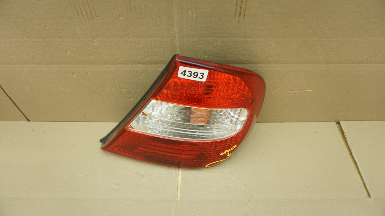 2002-2004 TOYOTA CAMRY RIGHT PASSENGER SIDE TAIL LIGHT HALOGEN OEM 02 03 04