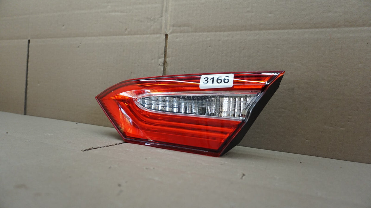 2018-2019 TOYOTA CAMRY REAR RIGHT PASSENGER SIDE INNER TAIL LIGHT LAMP OEM