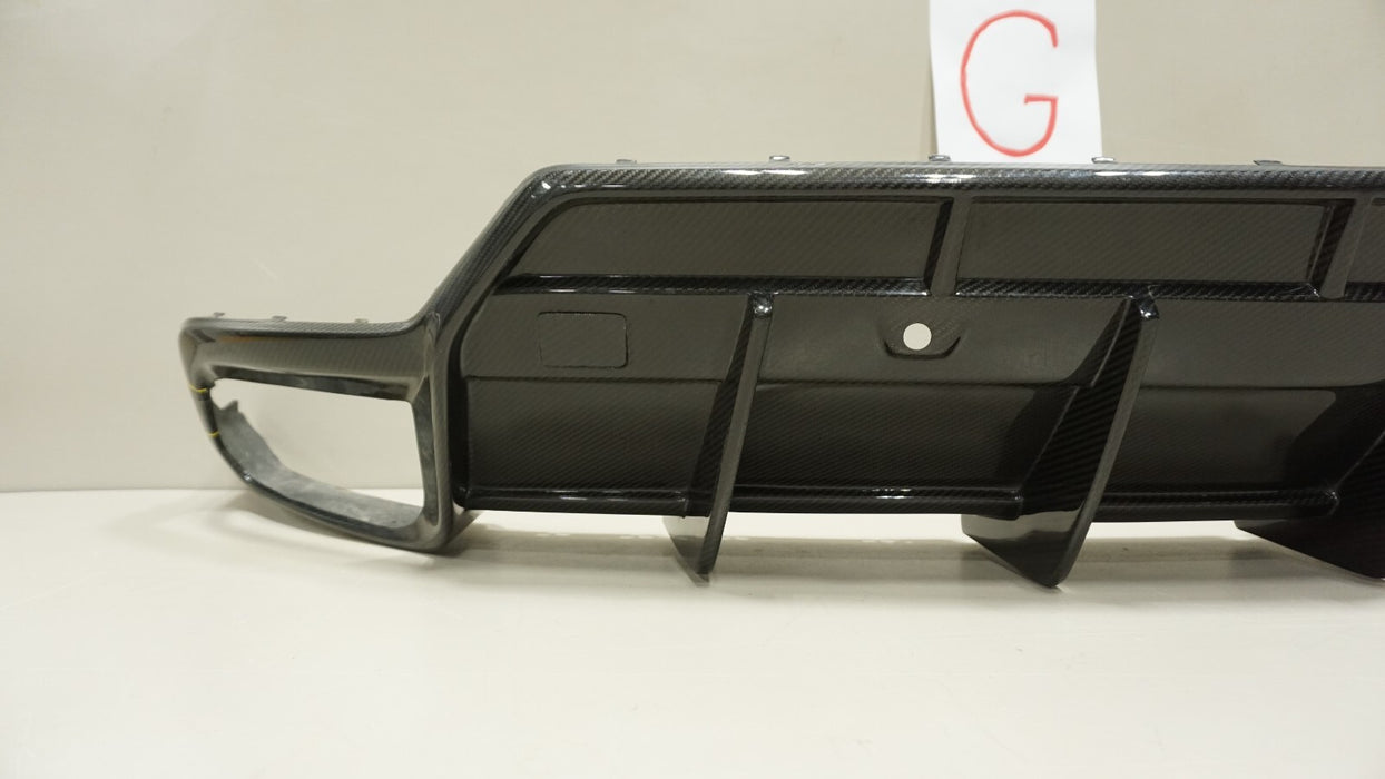 2018-2023 LAMBORGHINI URUS REAR BUMPER LOWER VALANCE DIFFUSER CARBON FIBER pd