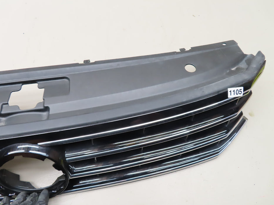 2016-2018 VOLKSWAGEN PASSAT FRONT BUMPER UPPER RADIATOR GRILLE GRILL CHROME OEM