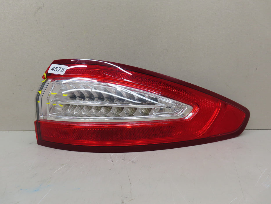 2013-2016 FORD FUSION REAR RIGHT PASSENGERS SIDE TAIL LIGHT OEM