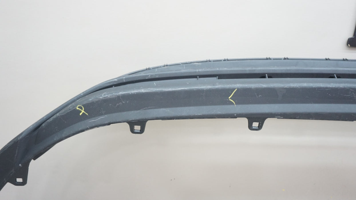 2020-2021 TOYOTA HIGHLANDER FRONT LOWER BUMPER COVER VALANCE OEM 521290E070