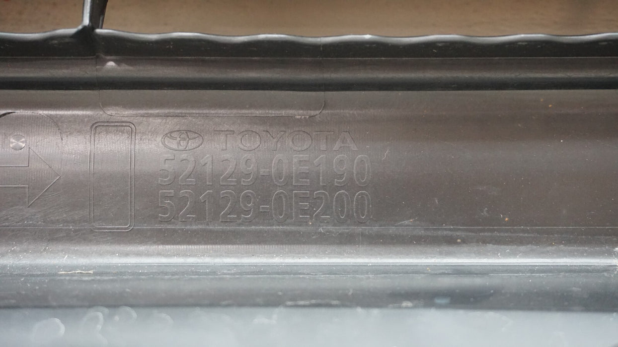 2020-2023 TOYOTA HIGHLANDER FRONT BUMPER LOWER VALANCE COVER 52129-0E190 OEM
