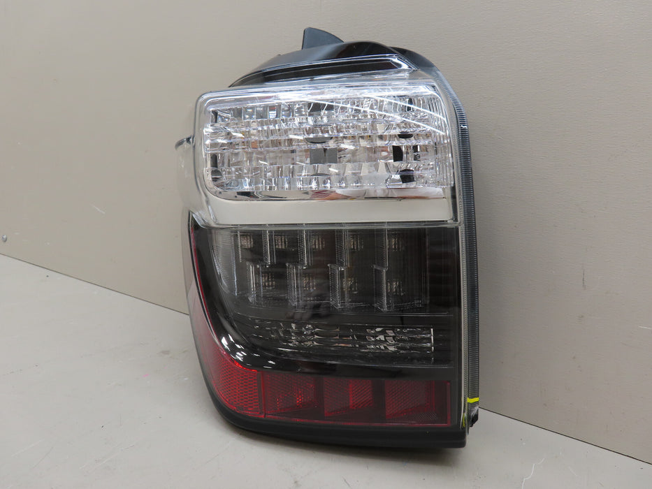 2014-2023 TOYOTA 4RUNNER LEFT DRIVER SIDE TAIL LIGHT OUTER OEM