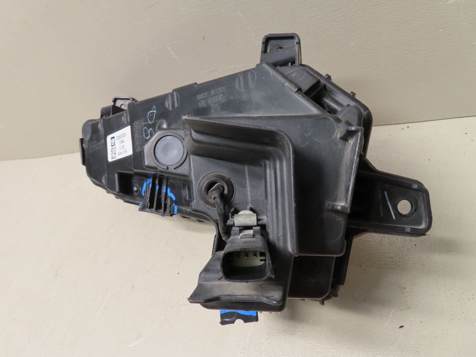 2016 2017 2018 CHEVROLET MALIBU RIGHT SIDE FOG LIGHT LAMP OEM