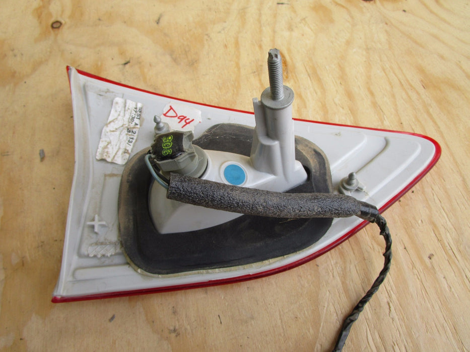 13 14 15 FORD ESCAPE REAR RIGHT TAIL LIGHT OEM