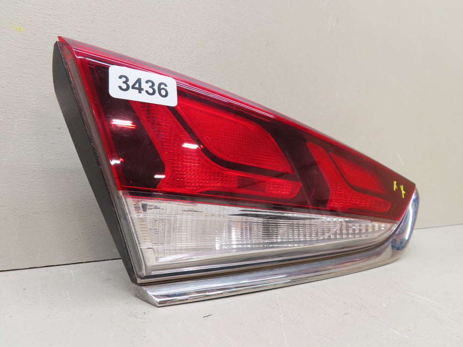 2018 2019 HYUNDAI SONATA REAR RIGHT PASSENGER INNER TAIL LIGHT OEM