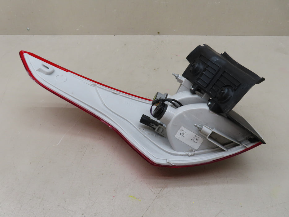 2013 2014 2015 2016 FORD ESCAPE REAR RIGHT PASSENGER SIDE TAIL LIGHT LAMP OEM