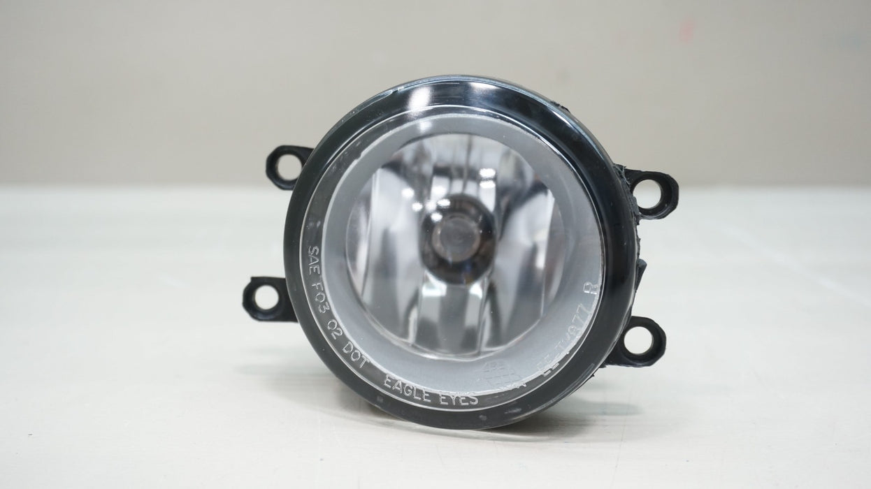 2006-2012 TOYOTA RAV-4 RAV4 FRONT RIGHT PASSENGER SIDE FOG LIGHT AFTERMARKET