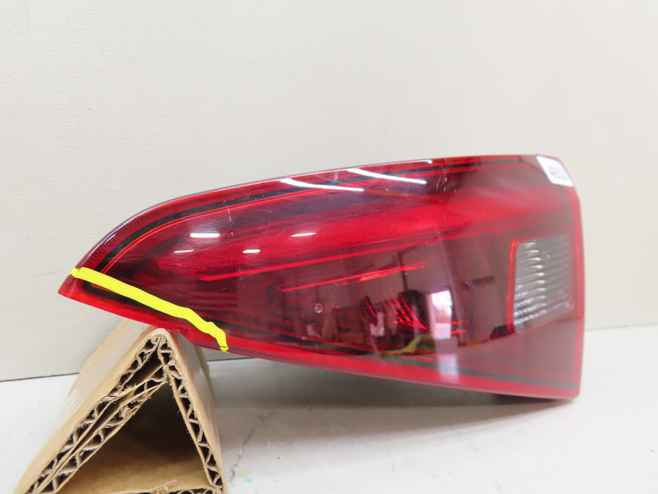 2017-2022 ALFA ROMEO GIULIA REAR RIGHT PASSENGER SIDE INNER TAILLIGHT LAMP OEM