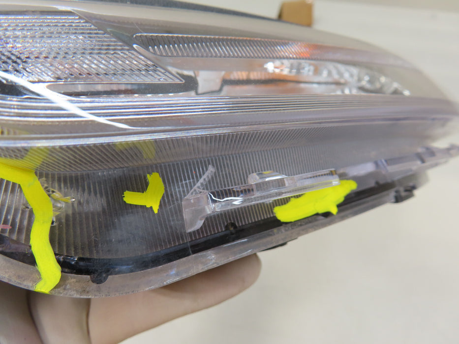 2020-2024 HYUNDAI VENUE FRONT LEFT DRIVER SIDE TURN SIGNAL OEM