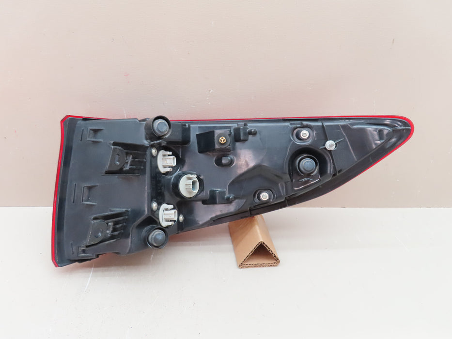 2018-2021 HONDA ODYSSEY REAR LEFT DRIVER SIDE TAIL LIGHT OUTER OEM